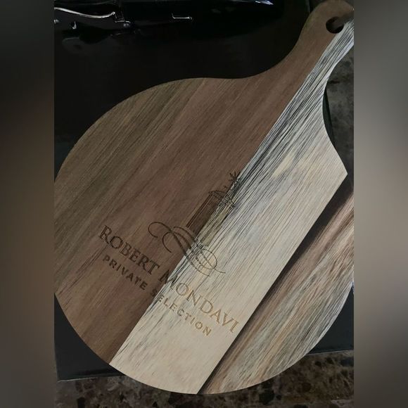 New, Small Cheese Board set with Wine bottle opener - Picture 2 of 3